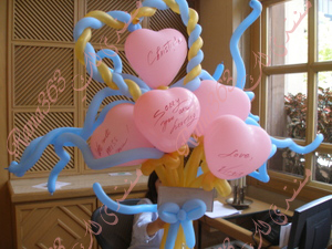 استخدام البالونات في تزيين الحفلات